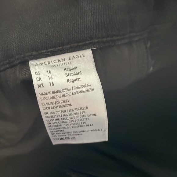NWT American Eagle Size 16 Black Next Level Stretch Curvy Jegging Jeans - Picture 4 of 4